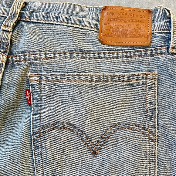 Levi’s Prenium denim wedgie jeans - Picture 4 of 11